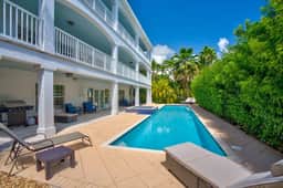 Oceanside Manor