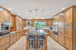 Sombrero Shores