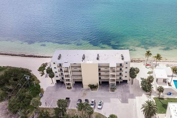 Seaside Villa - Image 1