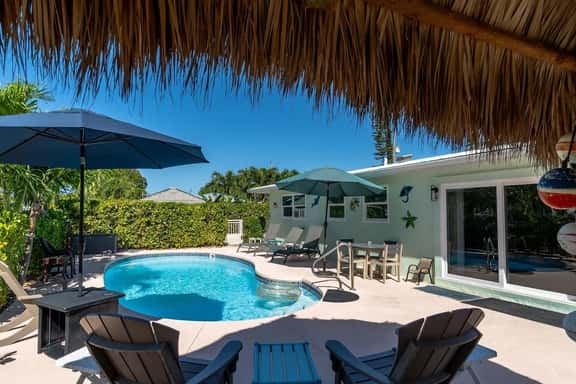 Tiki Time - Image 1