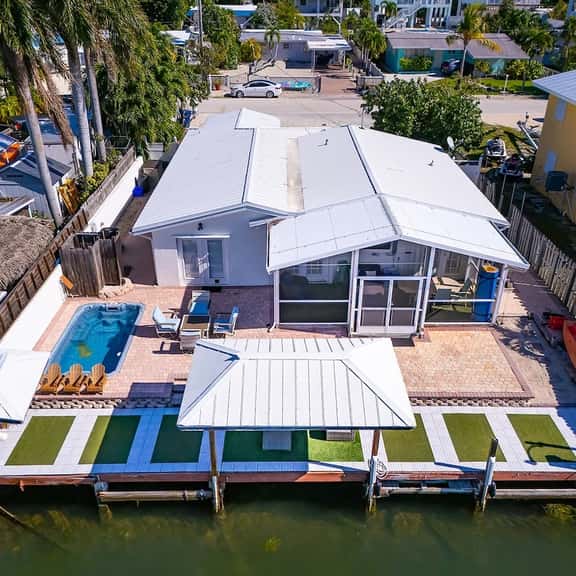 Paradise Cove - Image 1