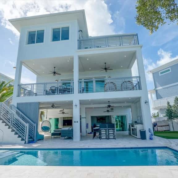 Paraiso Del Mar - Image 1