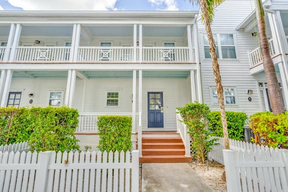 Indigo Reef #23 ~ Lionfish Lodge